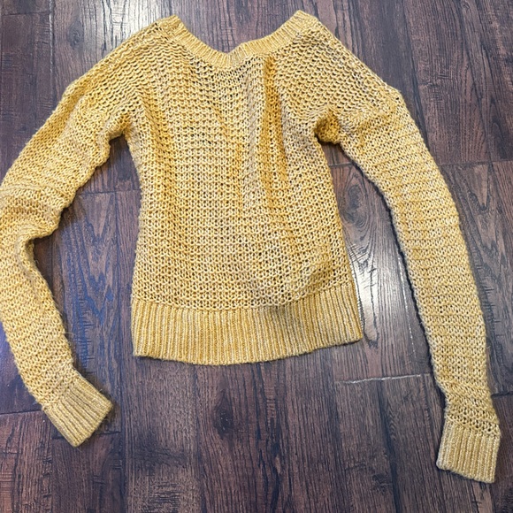 Sweater - Picture 3 of 3